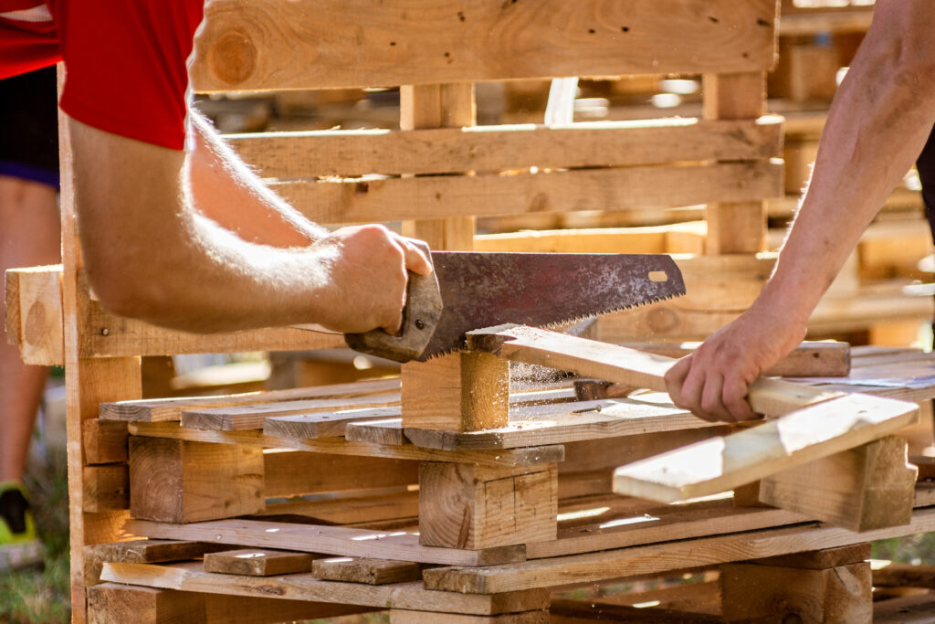 Making outdoor furniture from pallets