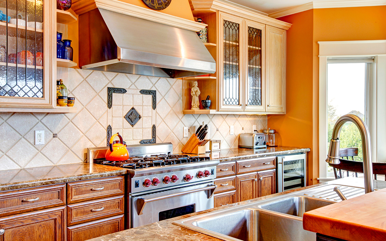 Clean and colorful kitchen