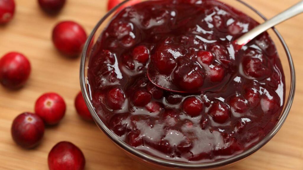 how to make homemade cranberry sauce