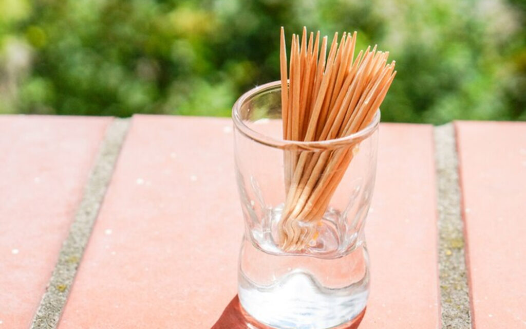 Toothpicks in a glass 